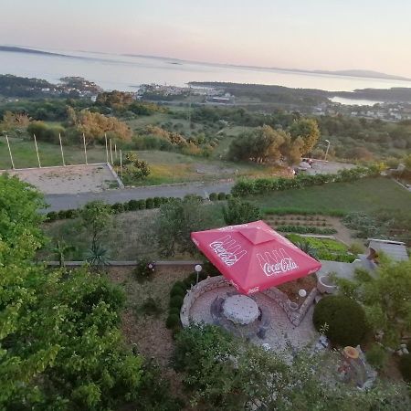 Apartmani Andelo I Ruzica Mundanije Luaran gambar