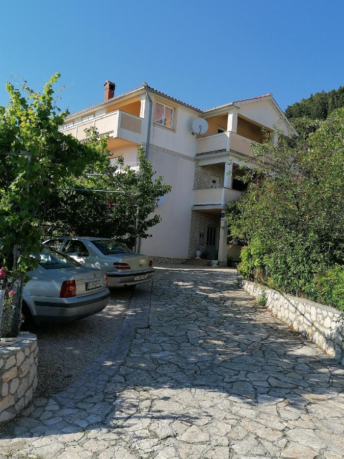 Apartmani Andelo I Ruzica Mundanije Luaran gambar