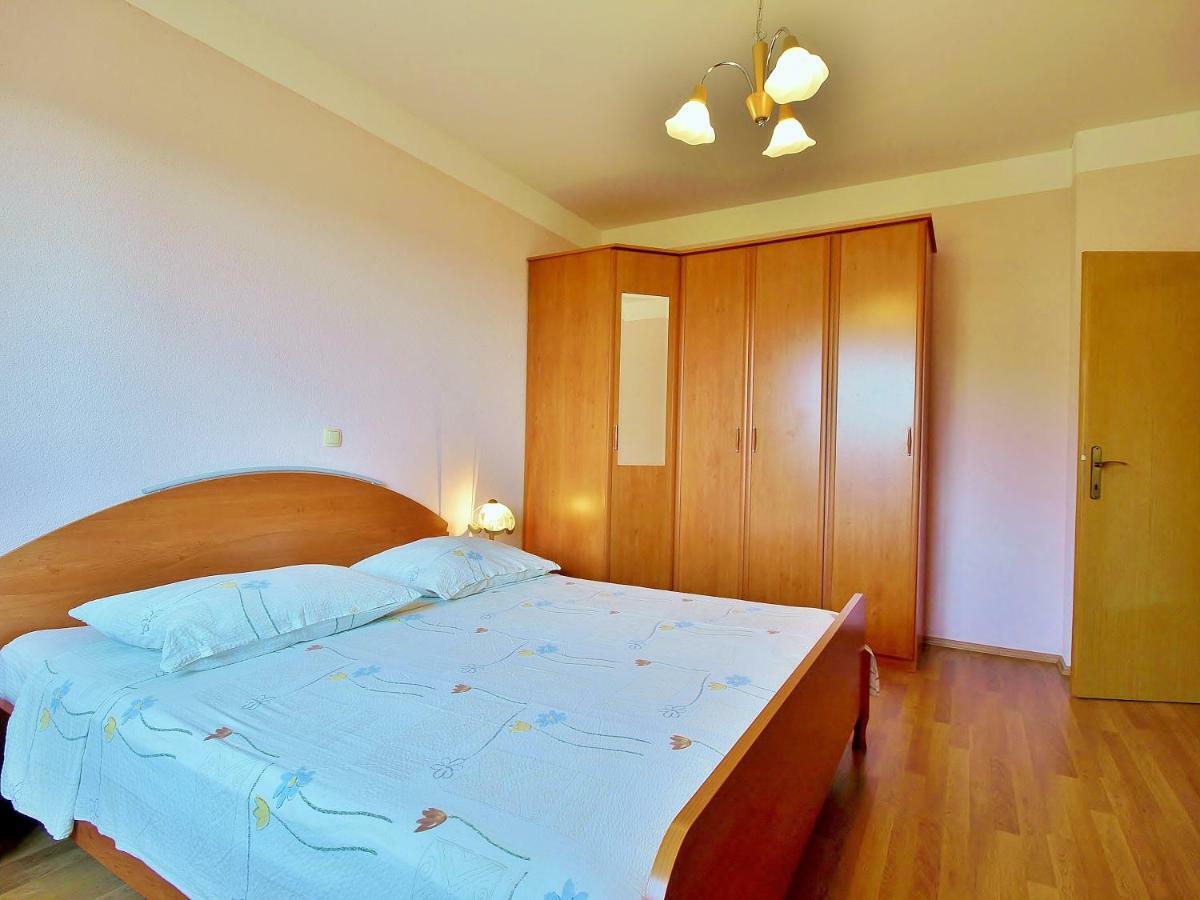 Apartmani Andelo I Ruzica Mundanije Luaran gambar